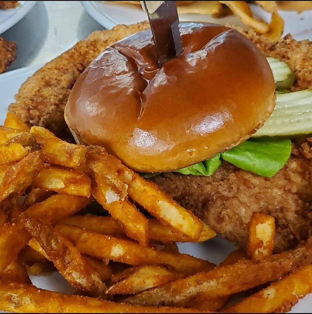 Tenderloin_with_Fries